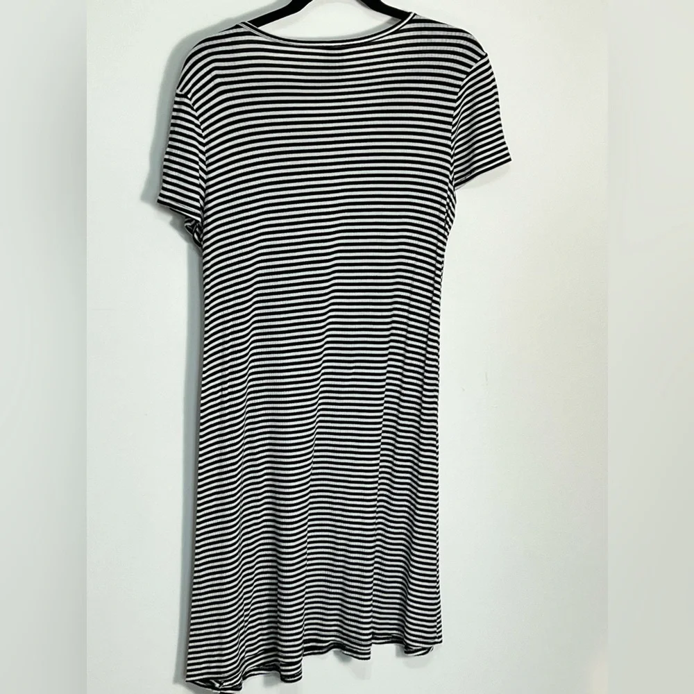 Disney Tale as Old As Time Black White Striped Sleep Dress Large - Picture 5 of 8
